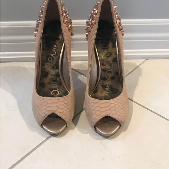 Sam Edelman Spiked Heel Rhinestone Peep Toe Leather Heel size 7.5 - Picture 2 of 5
